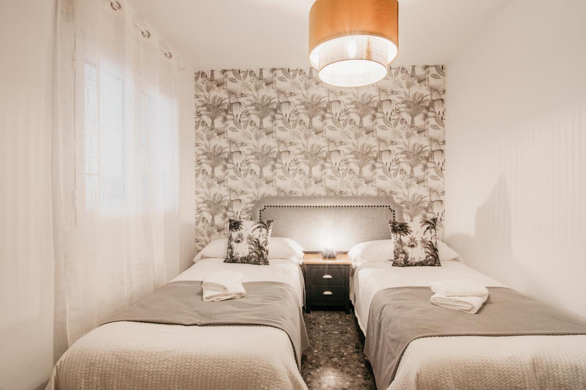 Tuguest Maria Luisa Apartment - Free Parking 그라나다 외부 사진