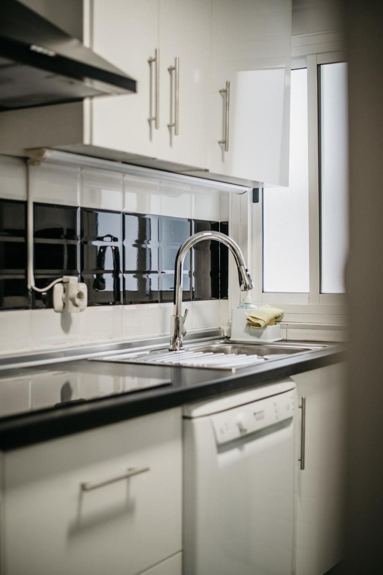 Tuguest Maria Luisa Apartment - Free Parking 그라나다 외부 사진